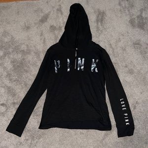 Medium Womens Black Long Sleeved Hooded T-Shirt